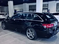 Usado Mercedes C180 156 CV (114 kW) 2018 Negro Familiar