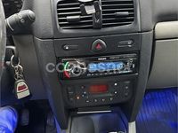 Usado Renault Clio II Authentique 80 CV (58 kW) 2004 Gris / plata Berlina