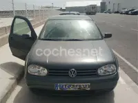Usado VW Golf IV Highline 115 CV (84 kW) 2000 Gris / plata Berlina
