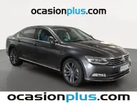 Usado VW Passat Sportline 150 CV (110 kW) 2019 Gris Berlina