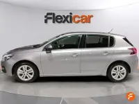 Usado Peugeot 308 Active 130 CV (95 kW) 2021 Gris Berlina