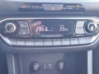 Usado Hyundai i30 120 CV (88 kW) 2018 Negro Berlina