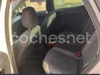 Usado Seat Arona Ecomotive 95 CV (69 kW) 2021 Blanco SUV