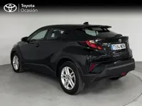 Usado Toyota C-HR Active 122 CV (89 kW) 2023 Negro azabache SUV