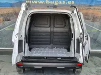 Usado Renault Kangoo 95 CV (69 kW) 2023 Blanco Monovolumen