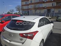 Usado Hyundai i30 110 CV (80 kW) 2012 Blanco Berlina