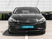 Usado Opel Astra Selective 105 CV (77 kW) 2018 Negro Utilitario
