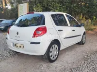 Usado Renault Clio II Authentique 75 CV (55 kW) 2009 Blanco Berlina