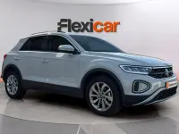 Usado VW T-Roc 150 CV (110 kW) 2025 Gris SUV