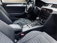 Usado VW Passat Sportline 150 CV (110 kW) 2017 Gris / plata Berlina