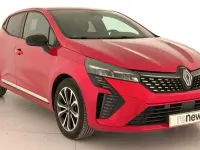 Usado Renault Clio V Techno 100 CV (73 kW) 2025 Rojo Berlina