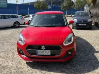 Usado Suzuki Swift GLX 111 CV (81 kW) 2018 Rojo Utilitario