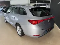 Usado Seat Leon Style 115 CV (84 kW) 2021 Gris / plata Familiar