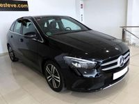 Usado Mercedes B180 116 CV (85 kW) 2021 Negro Monovolumen