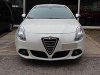 Usado Alfa Romeo Giulietta Distinctive 105 CV (77 kW) 2011 Blanco Utilitario