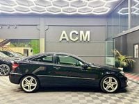 Usado Mercedes C200 184 CV (135 kW) 2010 Negro Coupe