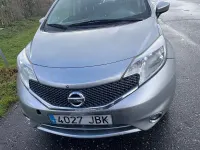 Usado Nissan Note Acenta 90 CV (66 kW) 2015 Gris / plata Utilitario