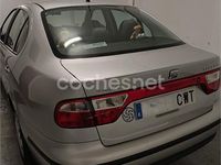 Usado Seat Toledo Sport 102 CV (75 kW) 2004 Gris / plata Berlina