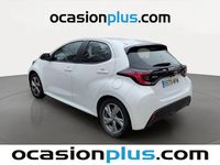 Usado Toyota Yaris Hybrid Active 116 CV (85 kW) 2024 Blanco Berlina