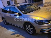 Usado VW Golf VII Advance 115 CV (84 kW) 2019 Gris / plata Familiar