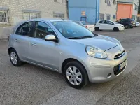 Usado Nissan Micra Acenta 80 CV (58 kW) 2012 Gris Utilitario