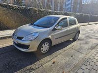 Usado Renault Clio II Authentique 86 CV (63 kW) 2007 Beige Utilitario