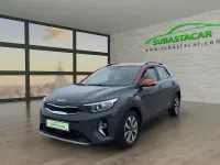 Usado Kia Stonic 120 CV (88 kW) 2021 Gris SUV