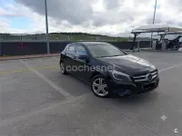 Usado Mercedes A180 Urban 109 CV (80 kW) 2014 Negro Berlina