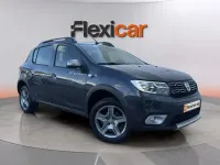 Usado Dacia Sandero Comfort 101 CV (74 kW) 2020 Gris Berlina