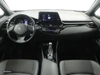 Usado Toyota C-HR Advance 122 CV (89 kW) 2022 Verde SUV