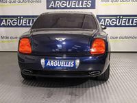 Usado Bentley Continental Flying Spur 560 CV (411 kW) 2005 Azul Berlina