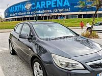 Usado Opel Astra Selective 110 CV (80 kW) 2011 Gris / plata Berlina