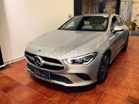 Usado Mercedes CLA200 Shooting Brake 150 CV (110 kW) 2020 Gris / plata Familiar