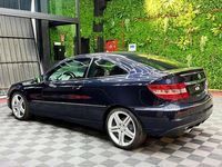 Usado Mercedes CLC180 143 CV (105 kW) 2009 Azul Utilitario