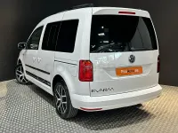 Używany VW Caddy 102 KM (75 kW) 2019 Biały Minivan
