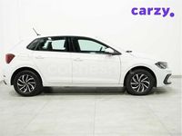 Usado VW Polo Life 95 CV (69 kW) 2022 Blanco Utilitario