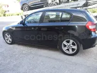 Usado BMW 118 122 CV (89 kW) 2005 Negro Utilitario