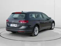 Usado VW Passat Business 122 CV (89 kW) 2022 Gris Familiar