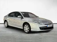 Usado Renault Laguna III Expression 140 CV (102 kW) 2009 Gris / plata Berlina