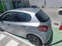 Usado Peugeot 208 Business-Line 68 CV (50 kW) 2014 Gris / plata Utilitario