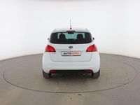 Usado Kia Venga 90 CV (66 kW) 2015 Blanco Utilitario