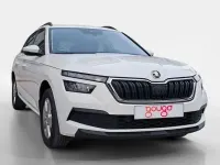 Usado Skoda Kamiq Active 110 CV (80 kW) 2022 Blanco SUV
