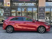 Usado Kia Ceed 120 CV (88 kW) 2022 Burdeos Utilitario
