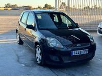 Usado Ford Fiesta Titanium 90 CV (66 kW) 2008 Negro Utilitario