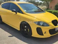Usado Seat Leon FR 170 CV (125 kW) 2006 Amarillo Utilitario