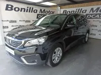 Usado Peugeot 5008 Allure 130 CV (95 kW) 2018 Negro SUV