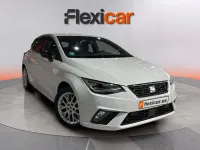 Usado Seat Ibiza FR 110 CV (80 kW) 2024 Blanco Utilitario