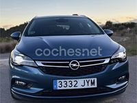 Usado Opel Astra Excellence 136 CV (100 kW) 2017 Azul Familiar