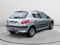 Usado Peugeot 206 70 CV (51 kW) 2000