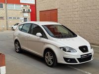 Usado Seat Altea XL Style 125 CV (91 kW) 2013 Blanco Monovolumen